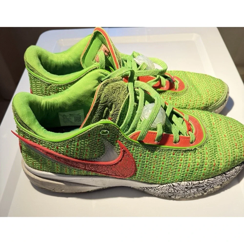 Nike LeBron 20 Christmas Men 14 Green Apple FJ4955-300 Low Top Basketball Shoes
